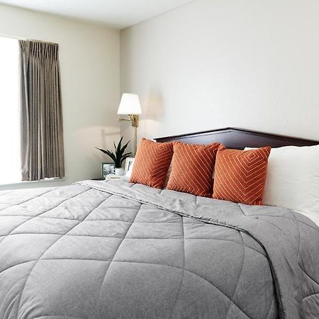 Intown Suites Extended Stay Newport News Va - I-64 Εξωτερικό φωτογραφία